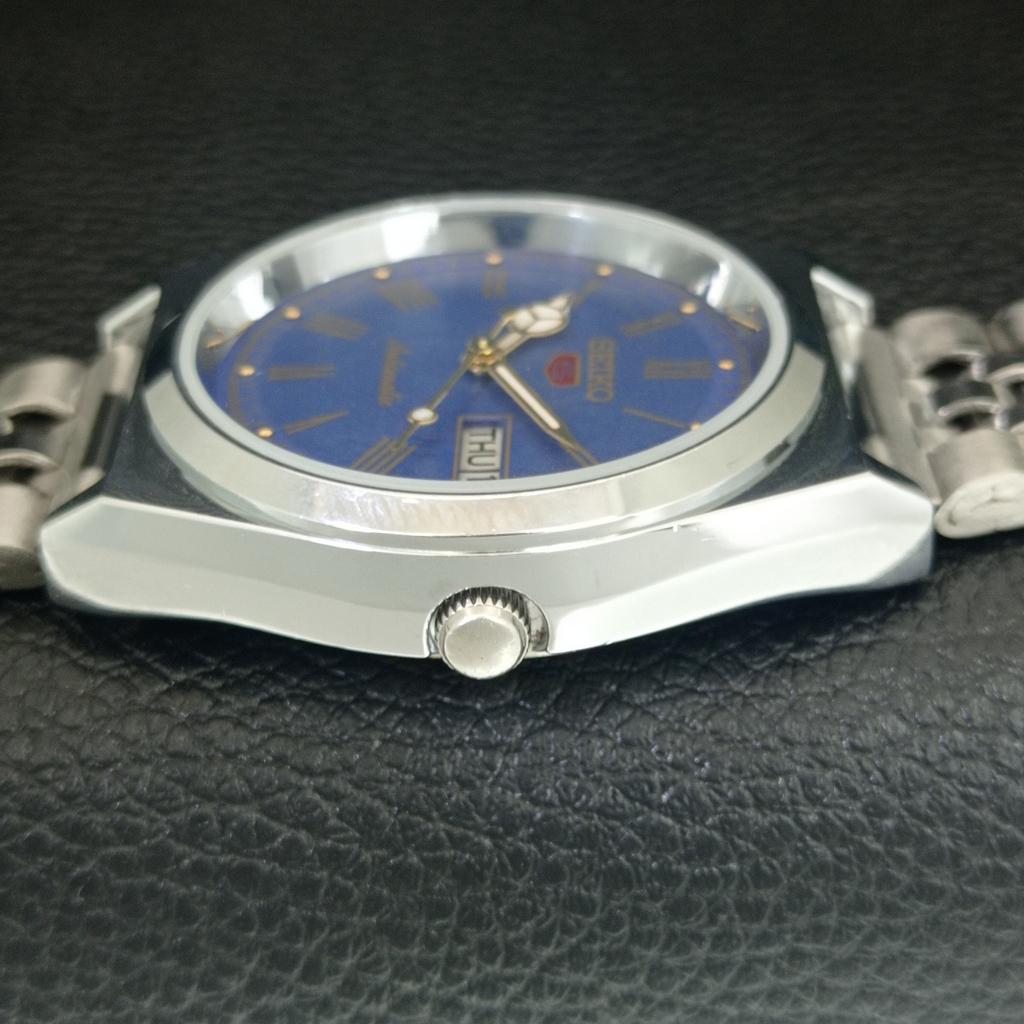 VINTAGE REFURBISHED SEIKO 5 AUTOMATIC JAPAN MENS ROMAN FIGURE WATCH a442636-1
