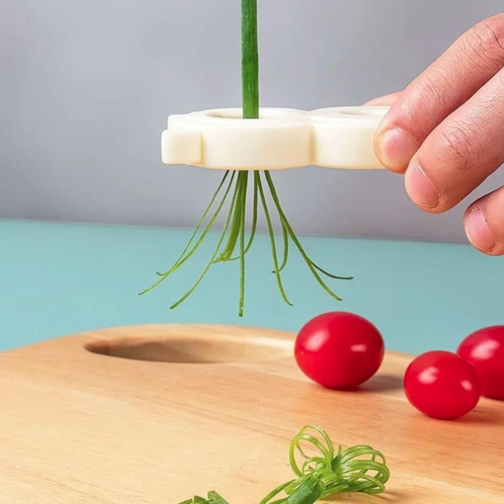 Effort-saving Scallion Slicer Bear Shape Green Onion Cutter Spring Chives Shredder Cook