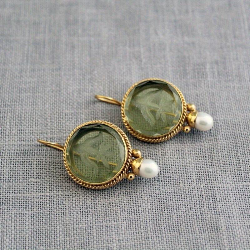 Kolczyki Vintage z Zielonym Intaglio, Kolczyki Intaglio, Antyczne Kolczyki, Ręcznie Robiona Biżuteria, Minimalistyczne Kolczyki, Biżuteria Intaglio