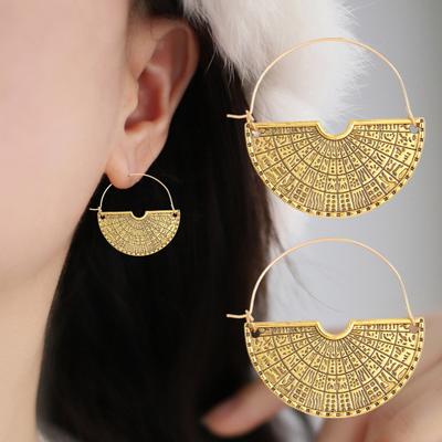 1 Pair Women Earrings Retro Bohemia Style Drop Earrings Fan-Shaped Semicircular Design Distressed Earrings