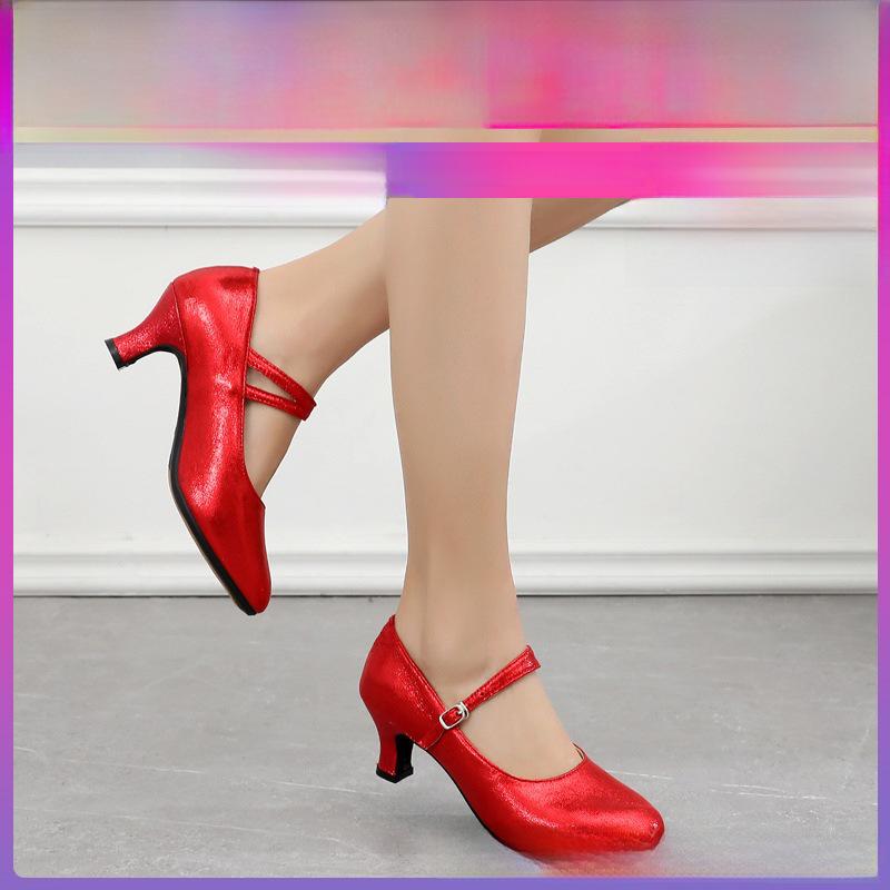 Pantofi de dans modern cu talpă moale: Perfect pentru stilurile de dans Square, Social și National