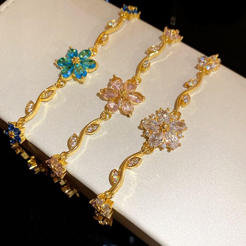 Luxury Elegance Bracelet Exquisite Shiny Rhinestone Bangle Zircon Flower Bracelet Jewelry Gifts