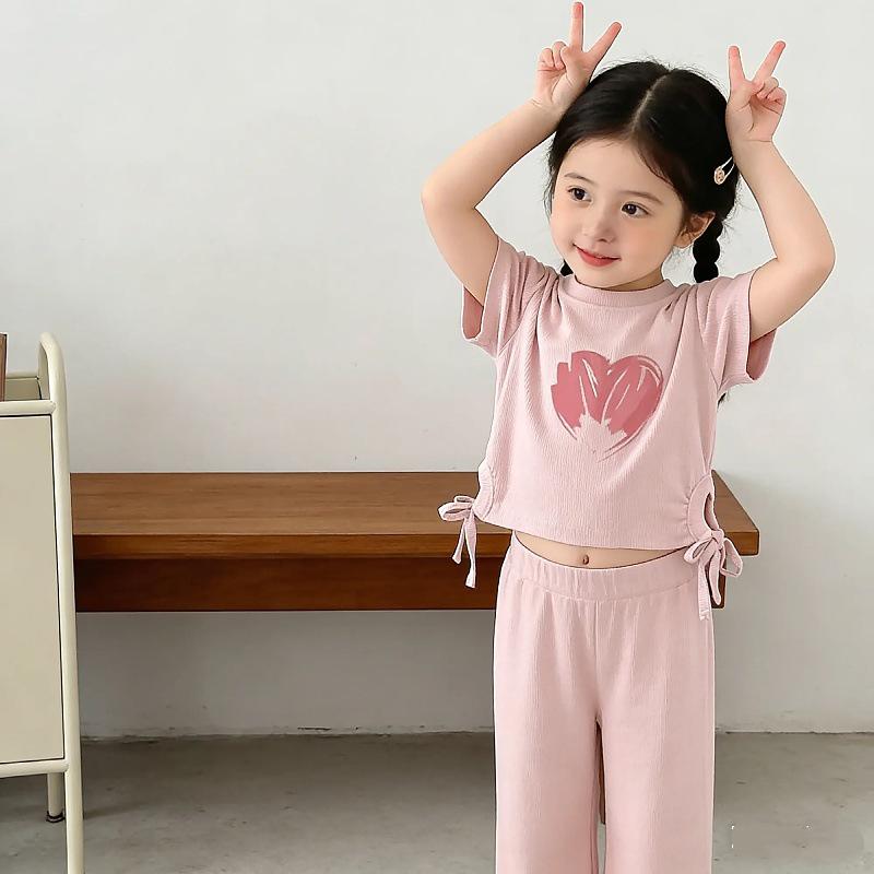Korean Summer Girls' Sweet T-shirt & Stylish 7-Point Pants Set - Short Sleeve Children's Wear Two-Piece