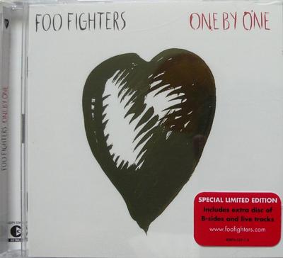 CD FOO FIGHTERS - One By One - China (Bonus CD)  82876533112 RCA 2002 EU Rock Used