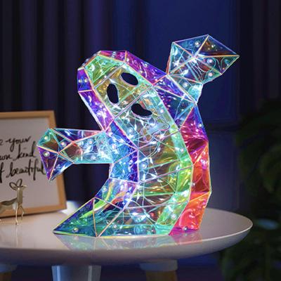 Lampada fantasma illuminata, decorazione di Halloween, lampada fantasma spettrale prismatica iridescente, alimentata tramite USB, luce fantasma colorata per decorazioni interne ed esterne
