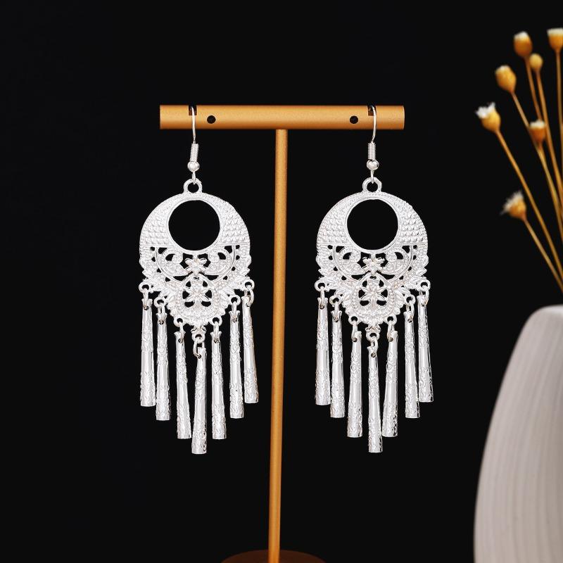 New Miao Long Tassel Minority Earrings, Light Luxury Miao Silver Exaggerated Fashion Temperament Earrings
