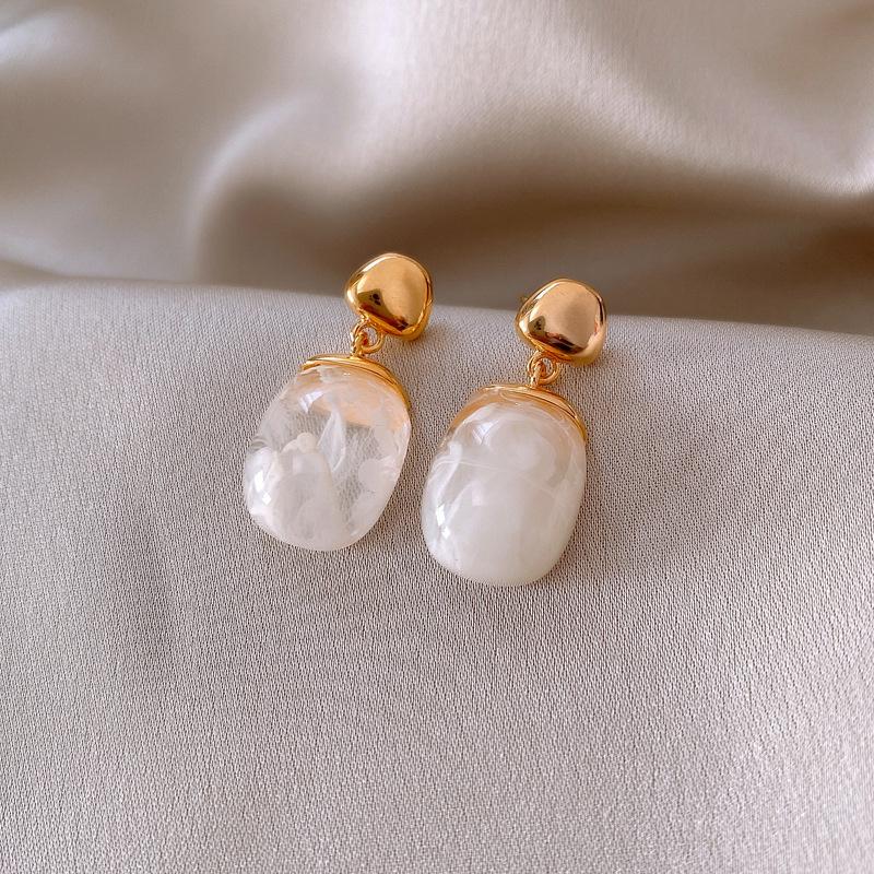 Smudge Resin Stud Earrings Maillard Retro Niche Earrings Fashion High Sense Versatile Earrings