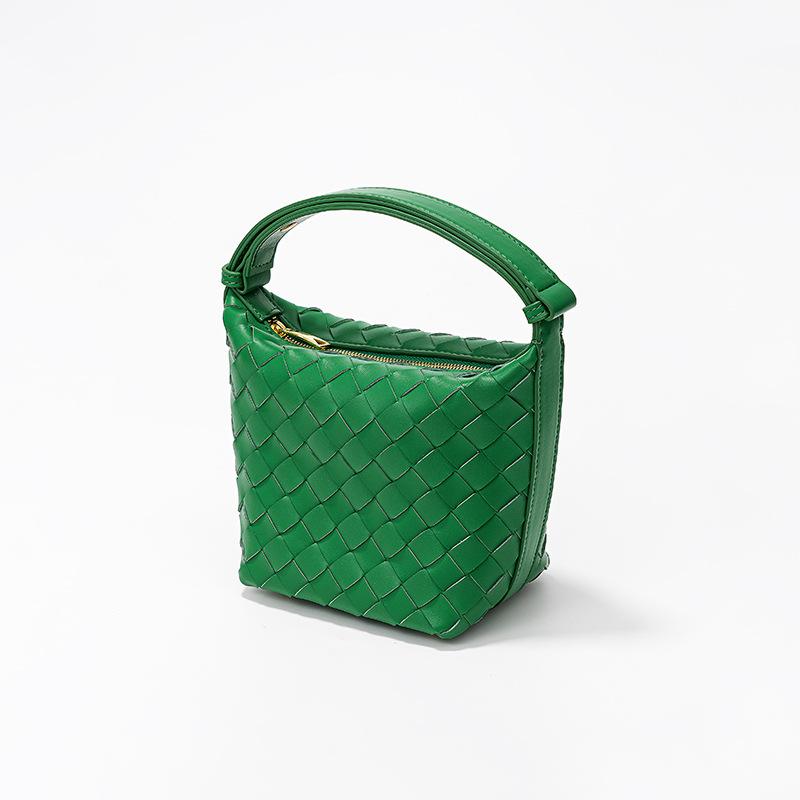 New woven lunch box bag, wind niche design silver bucket bag large capacity leather handbag women