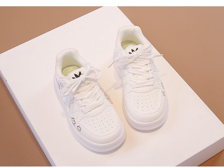 2026 Spring Kids' Low-Top Leather Sports Shoes - Non-Slip Soft Sole, Lightweight Design for Boys & Girls