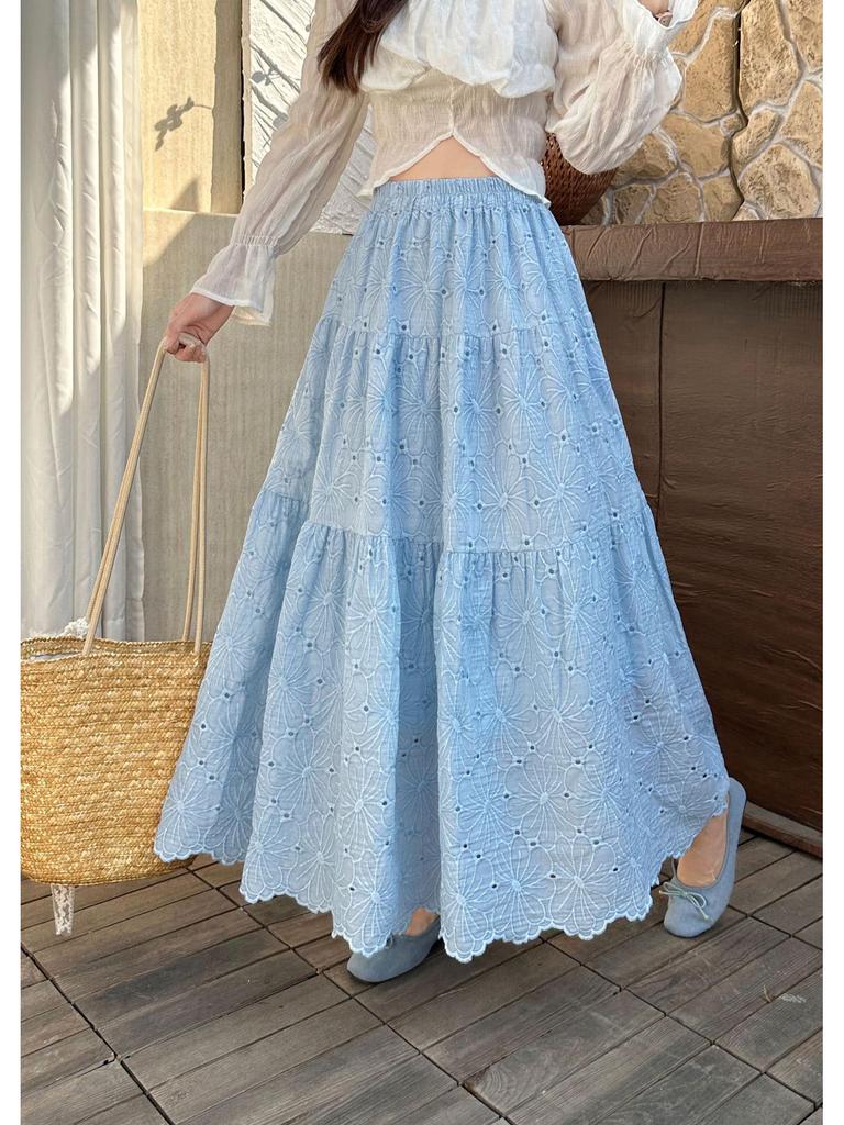 2026 Autumn Women's French Retro Elastic Waist Embroidered Hollow Out Long Skirt