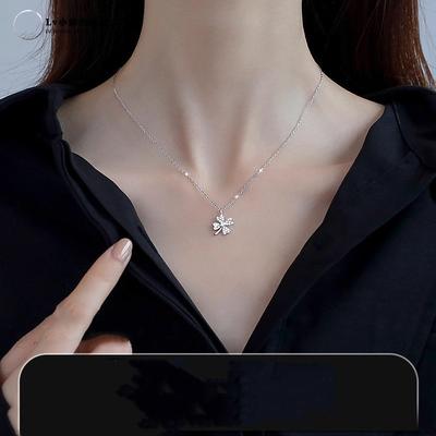 Four Leaf Clover Necklace Light Luxury High-Grade Feeling Necklace Women's Collarbone Chain