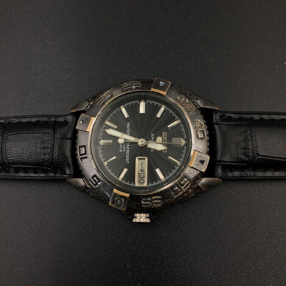 Overhauled Vintage Seiko Automatic Diver Antique Wristwatch Overseas Limited Edition Black Rare 31 Men's