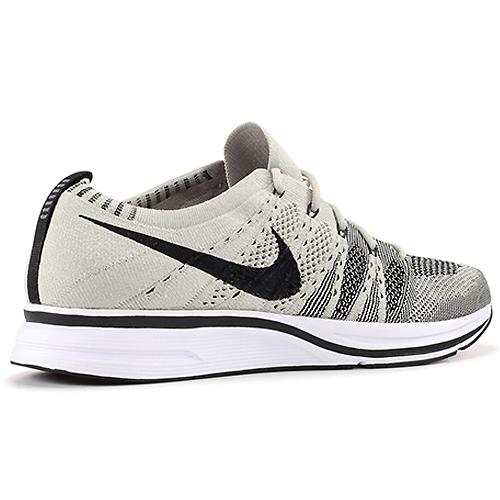 Nike Scarpa da allenamento Flyknit Grigio Pallido AH8396-001