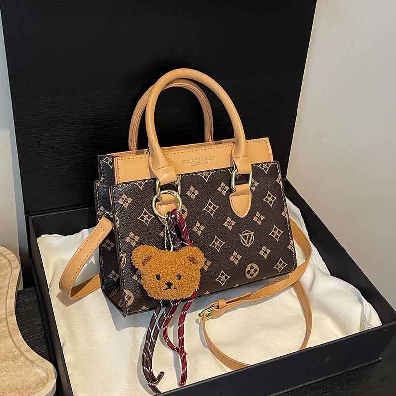 New Fashion High-end Sense Contrasting Color Tote Bag Portable Shoulder Messenger Women's Bag