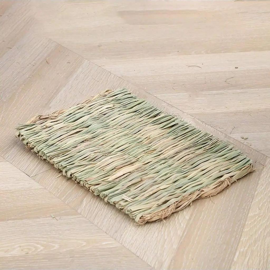1pc- Bunny Grass Mat Small Animal Woven Hay Mat Natural Straw Bedding Resting Cage Mat For Guinea Pig Chinchilla Hamster Rat