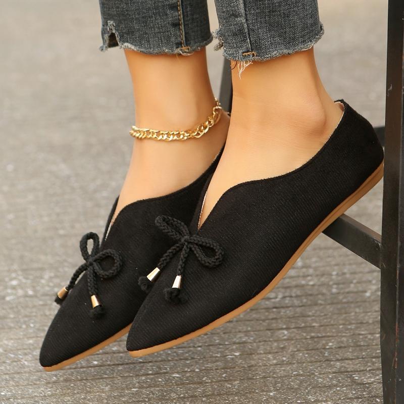 Fashion 2025 Women Loafers Retro Pointed Toe Suede Flat Shoes Summer Slip on Casual Shoes Female Feetwear Zapatos De Mujer Plus Size