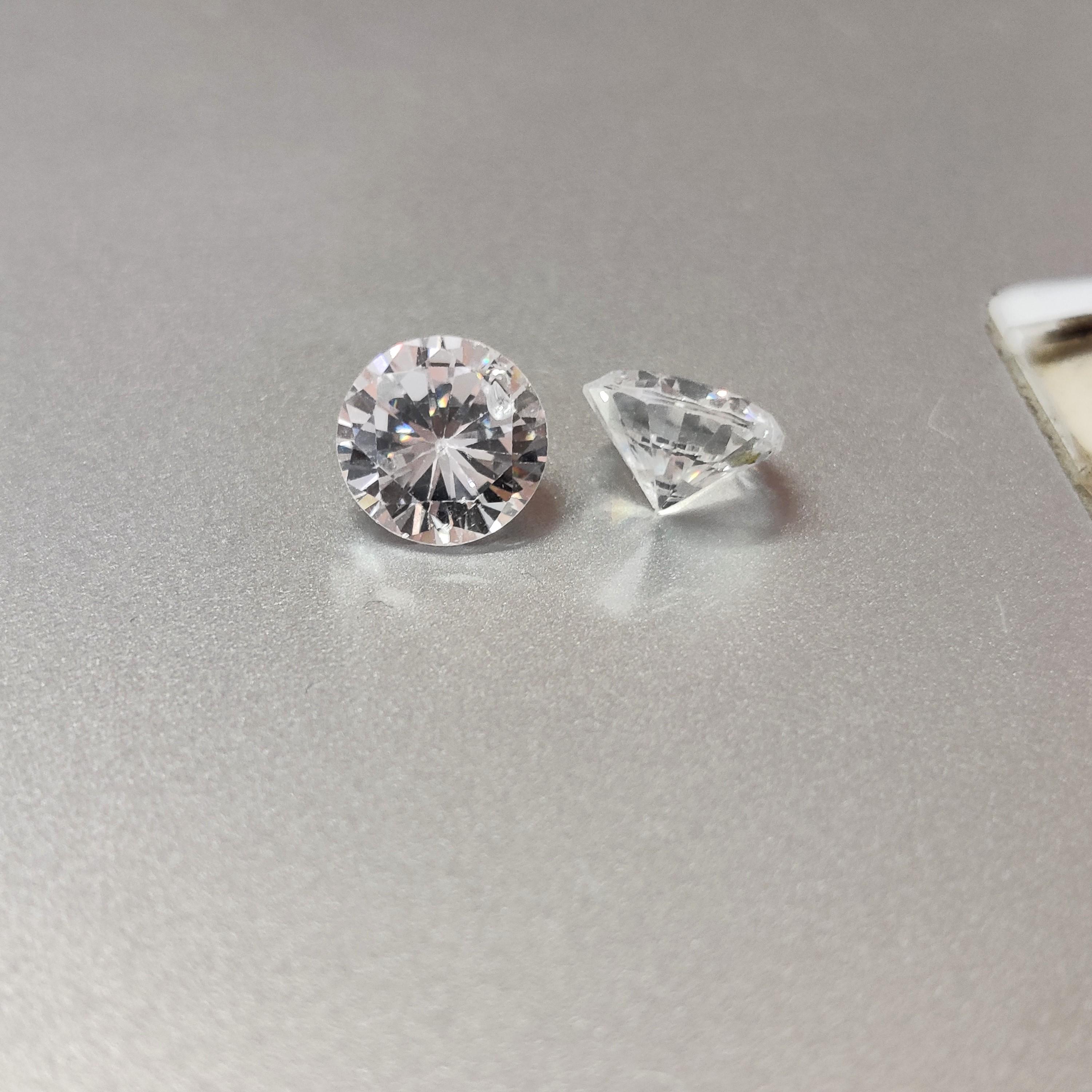 

Калибровка качества AAA, комплект из 2 предметов, обручальное кольцо круглой формы с использованием натурального драгоценного камня циркон 6,90 карата 8x5 мм