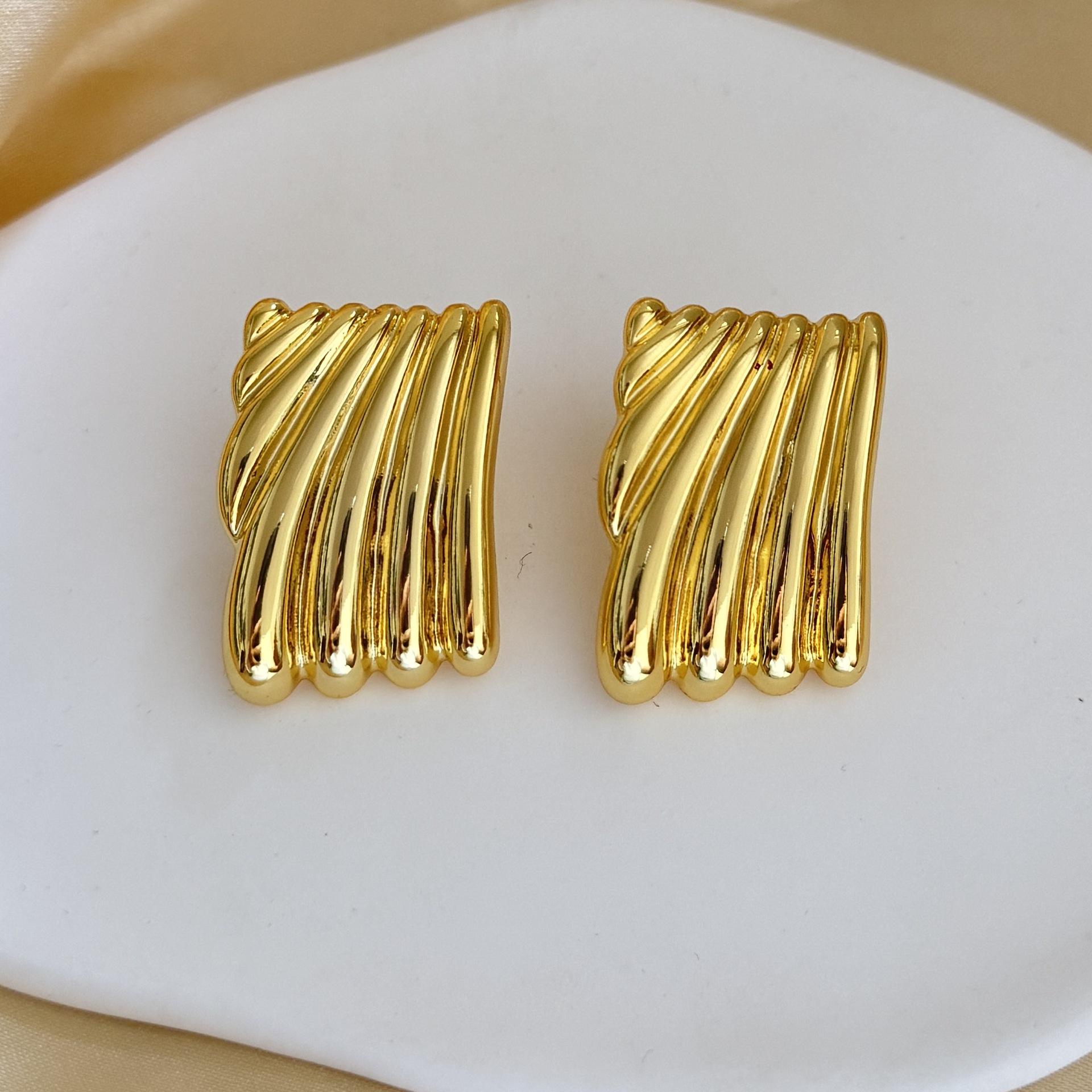 

Позолоченные медью серьги с геометрическим квадратным полосатым дизайном: Европейская/Американская Мода