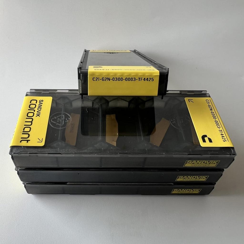 SANDVIK / C2I-G2N-0300-0003-TF 4425 / Original Swedish hard alloy blade 5 Pcs