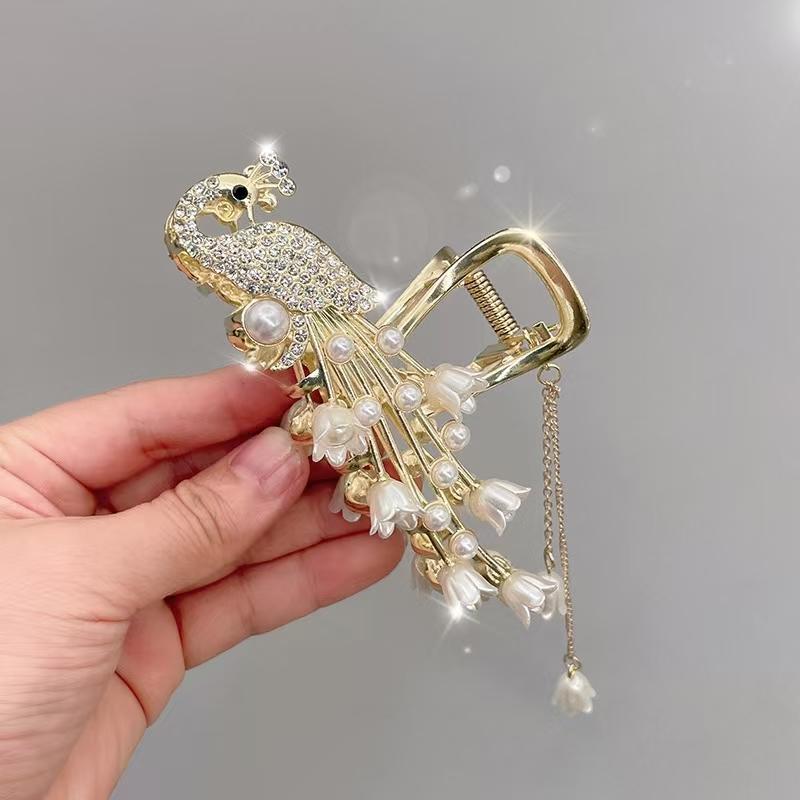 Sweet Butterfly Hair Clip Sparkling Rhinestone Jewelry Hair Accessories Artificial Pearls Women Exquisite Gift Tassel Hair Claws