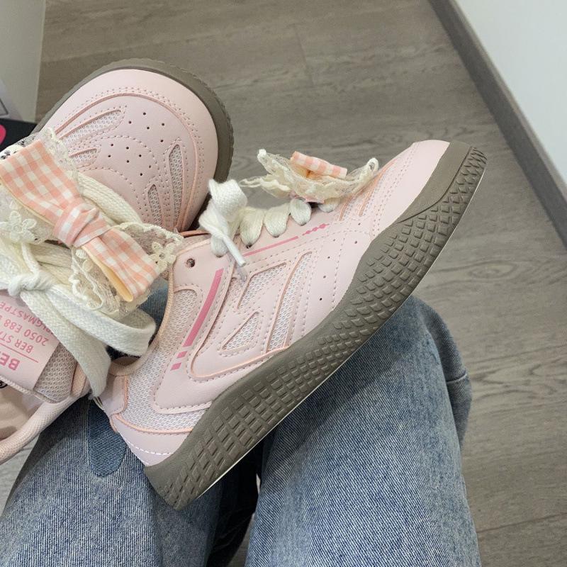 Girls' Heart Pink Board Shoes Women's Niche Design Sense Casual Sports Shoes 2024 Popular Korean Versatile White Shoes