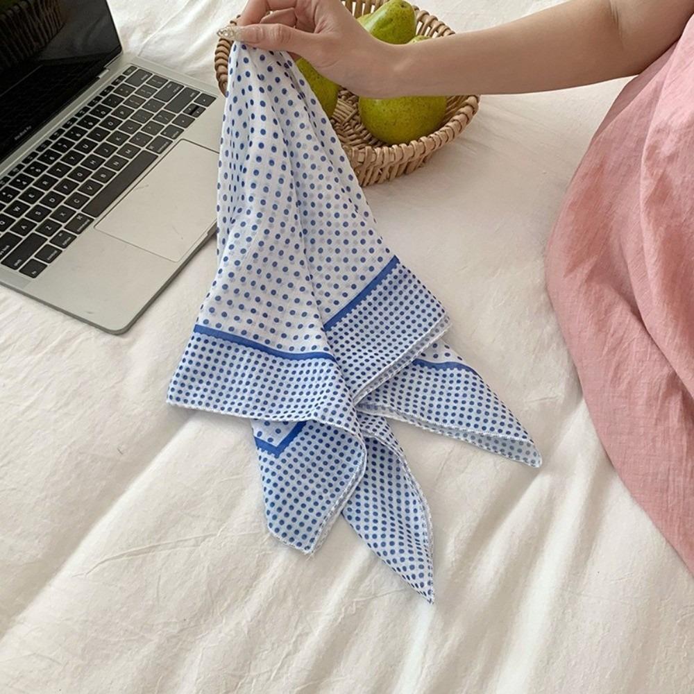 Fresh And Simple Women's Scarf Korean-style Artistic Headscarves Trendy Small Square Scarves