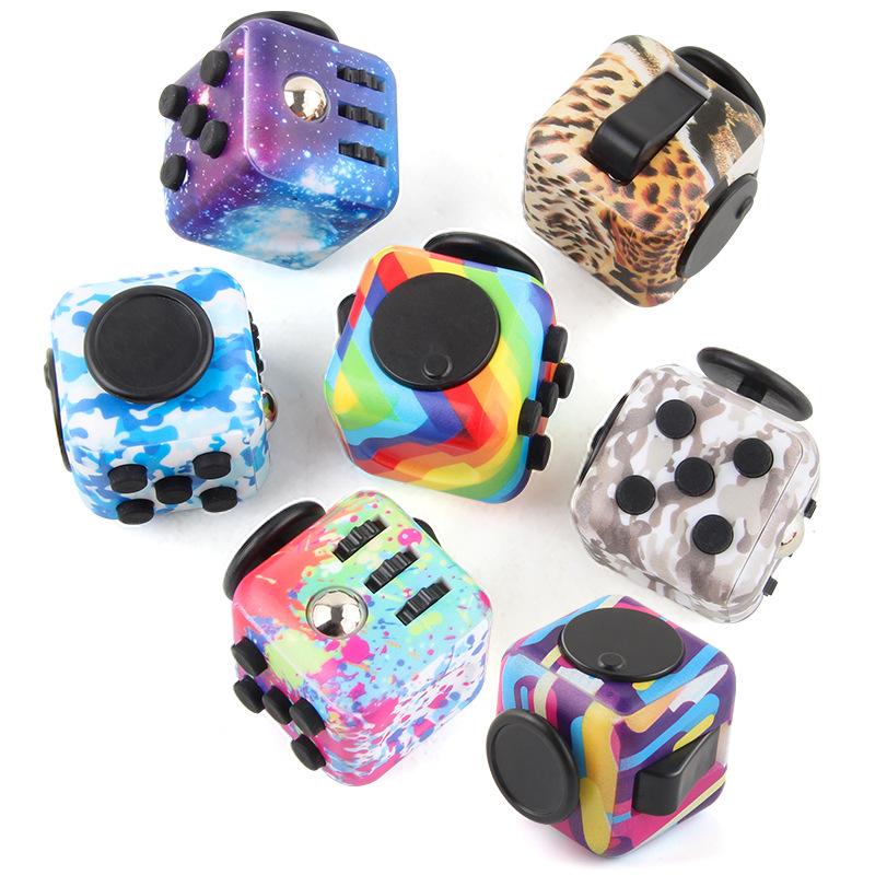 New Strange Toy Decompression Dice Uv Printing Rainbow Decompression Dice Six-Sided Rubik'S Cube, Anti-Anxiety Finger Rubik'S Cube