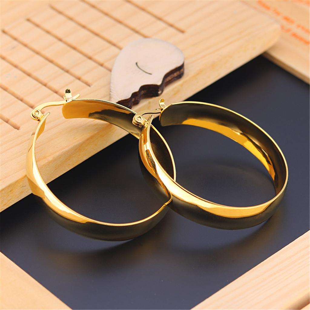 Exaggerated Large Hoop Earrings Versatile Large Gold/Silver Earrings Suitable For Both Casual And Formal Events