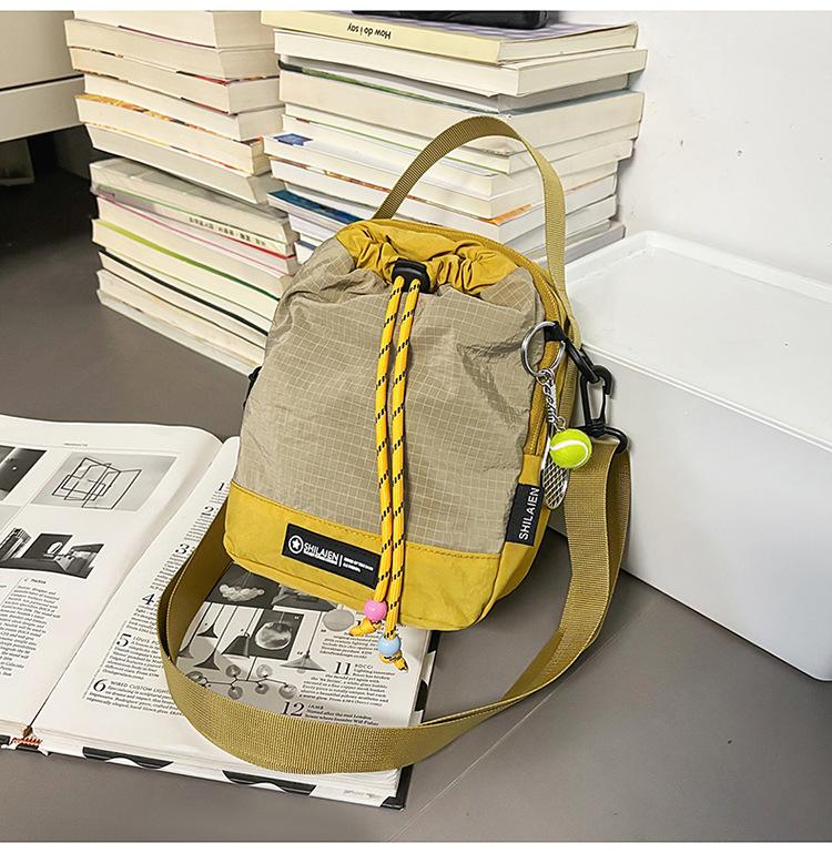 

Сумка-кроссбоди многофункциональная для бутылки с водой с кулиской, легкий рюкзак для занятий спортом на открытом воздухе и прогулок One Size