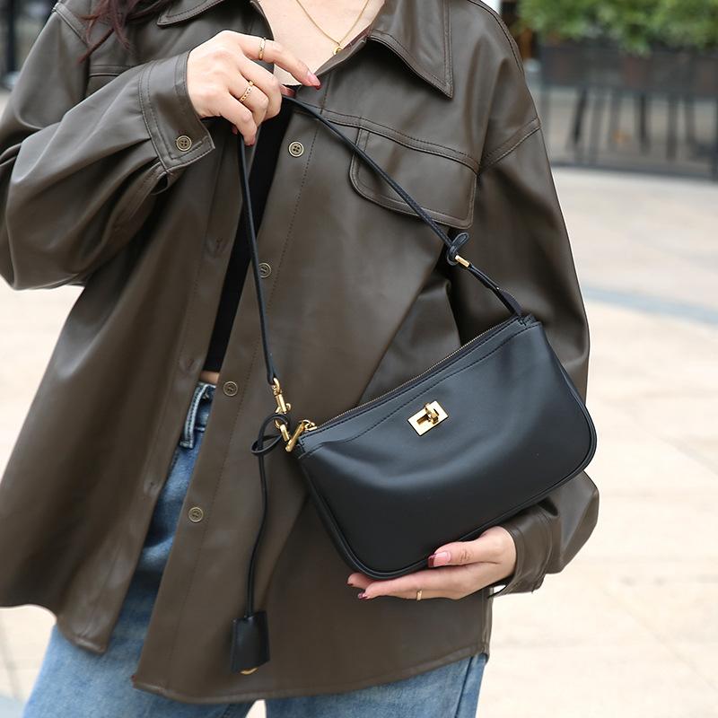 Schoolbag Women's Black New First-Layer Cowhide European And American Fashion Armpit Bag Small Square Bag Single Shoulder Crossbody Leather Mahjong Bag