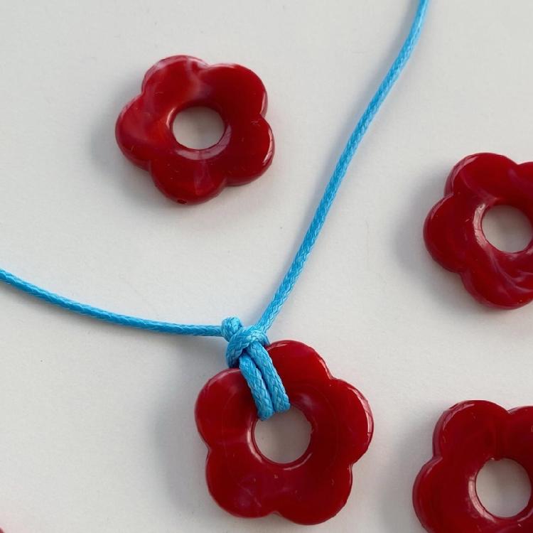 Ausgehöhlter Blumen-Choker Schöner Dopamin-Halschmuck für lässige und formelle Anlässe