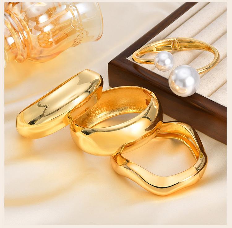 Simple Geometric Openable Chunky Bangles for Women, Statement Wrist Bracelet, Gold Plated Party Stackable Jewelry