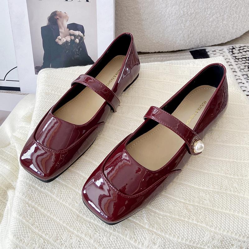 

W 2308-3 Хуилия 2025 новая весна-осень лакированная кожа мелкий вырез для работы модные универсальные туфли на низком каблуке плоской подошве женские 40