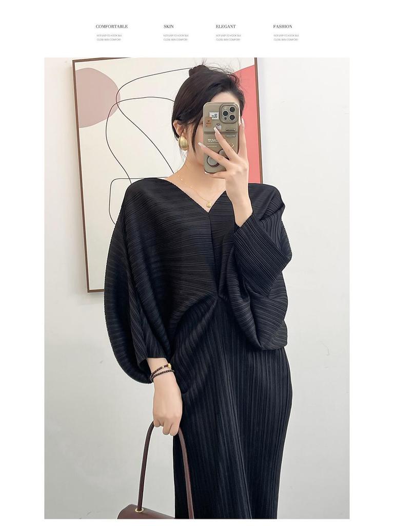 Miyake Pleated Large V-Neck Fishtail Tassel Dress with Bat Sleeves, 2025 Collection