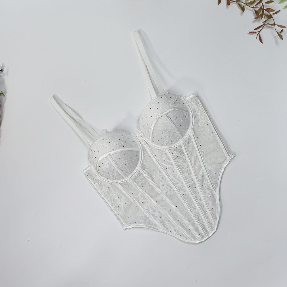 Corsés, ropa de mujer moderna y elegante