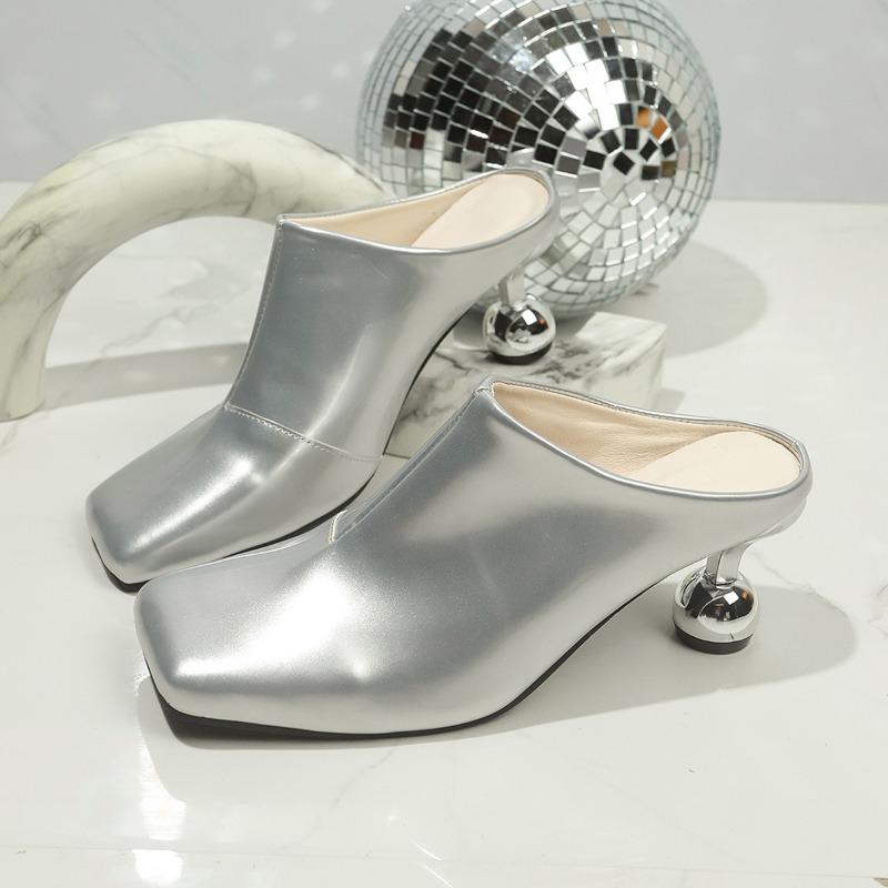 Elegante Damen-Slipper mit eckiger Zehenpartie, modische mittelhohe Absätze, Ledersandalen, Muleschuhe, neuer Trend, Frühling, Designer-Kleid, Femme