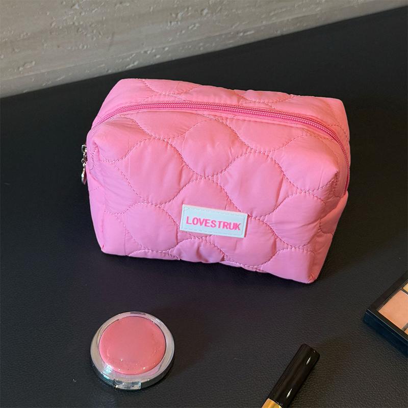 Premium Large Travel Makeup Bag Womens Versatile Cosmetic Kit for Safe Storage in Luggage