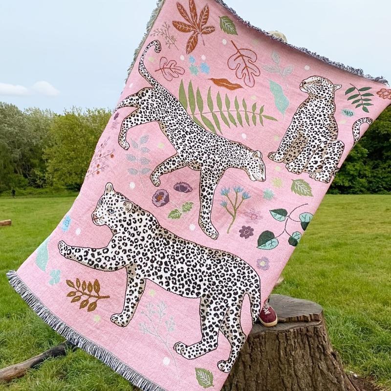 Cotton Polyester  Tapestry Leopard Print Fringe Pink Floral Animal Pattern Sand-Resistant Machine Washable Blanket for Outdoor