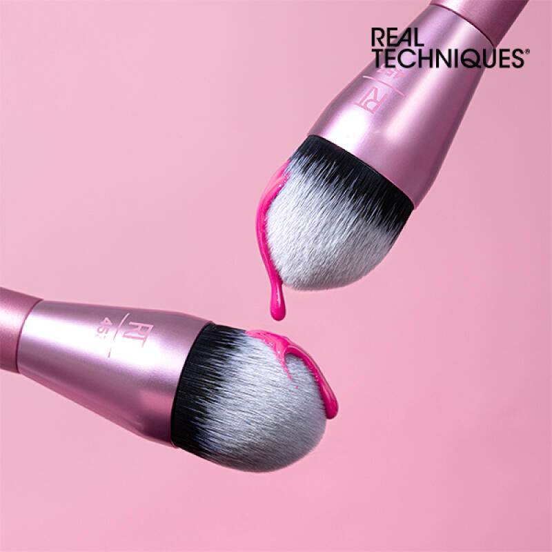 [real techniques] Power Pigment Blush Brush