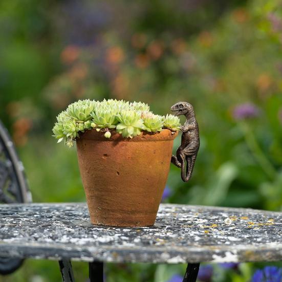 Resin Tortoise Ornament Flowerpot Climber Retro Style Plant Pot Edge Dinosaur Figurine for Planters Vases Fences Shelves Indoor Outdoor