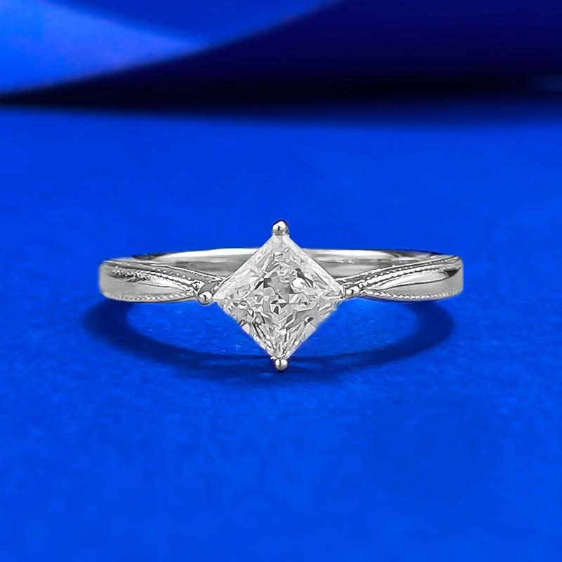 

Мини Маленькое Кольцо с Бриллиантом 5 * 5 мм Принцесса Квадрат Кольцо Обручальное Кольцо Повседневный Предмет No. 9