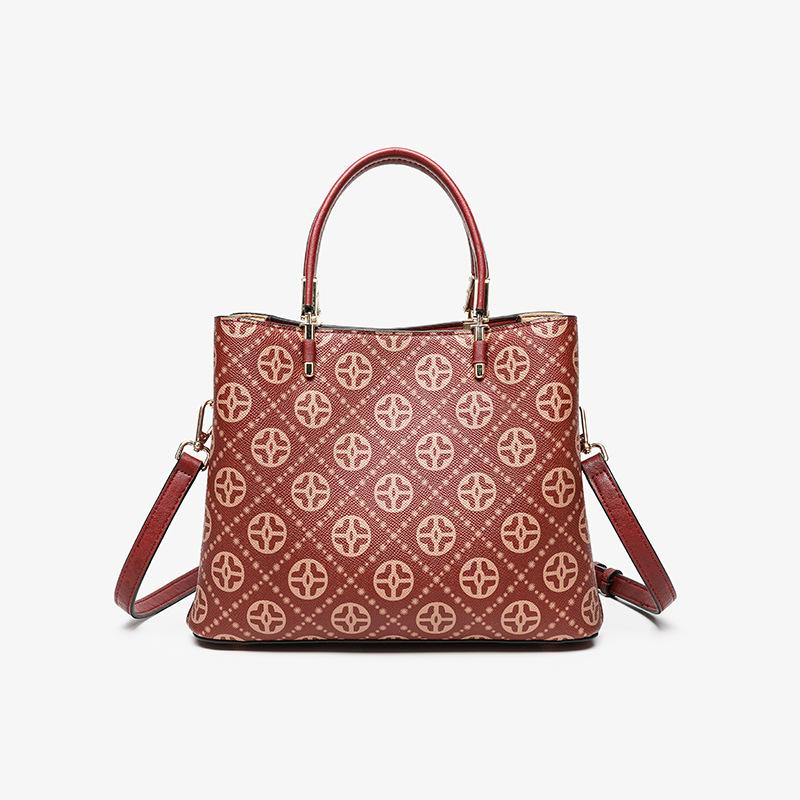 High-end Chinese-style Handbag 2024 Winter Large-capacity Fashion Bag for Mothers, Commuting Ladies, Brides, and As a Wedding Gift