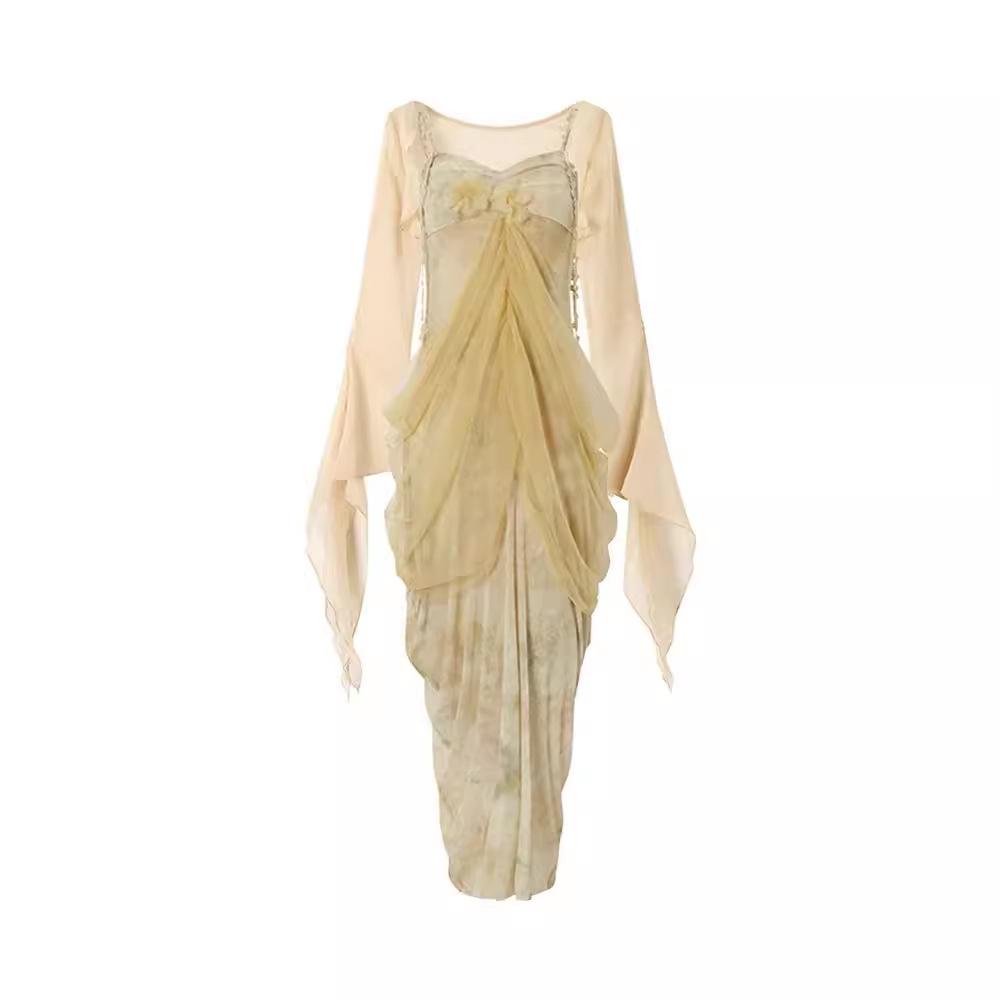 Elegantes französisches lila Mesh-Camisole-Kleid - Märchenhaftes Sommerdesign für Strandurlaube