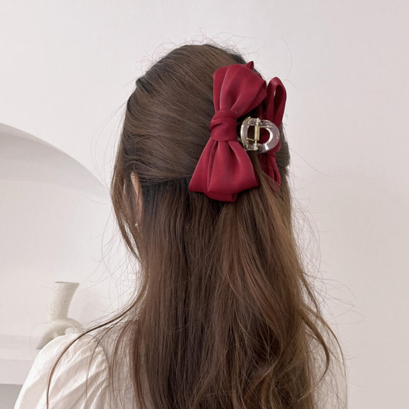 Oversized King Ribbon Satin Updo Hair Clip ivory
