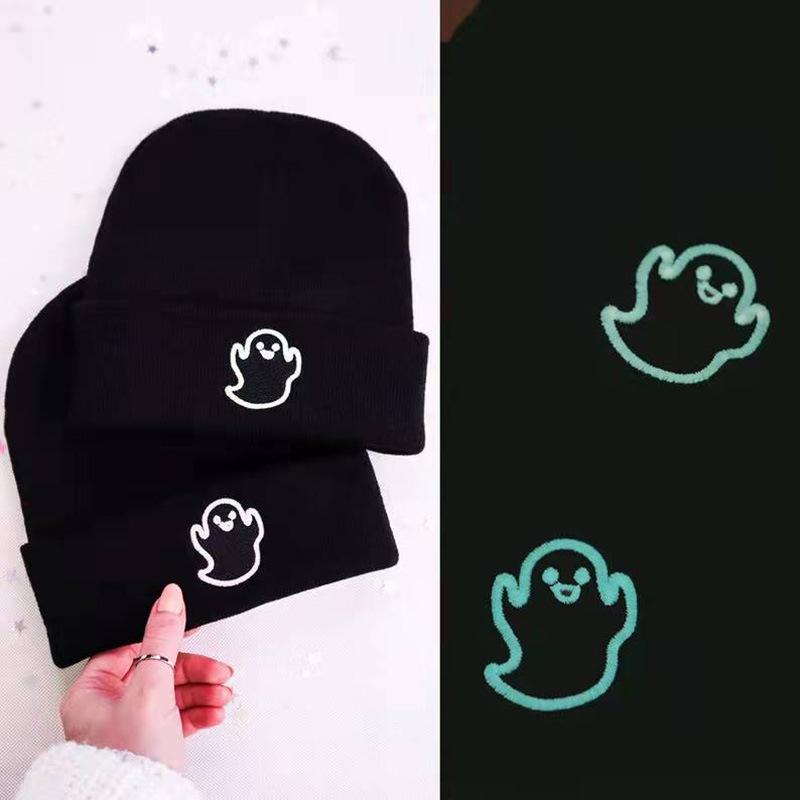 European and American Popular Autumn and Winter Fashion for Men and Women Ghost Ghost Embroidered Knit Hat for Cycling, Warm Woolen Hat for Outdoor