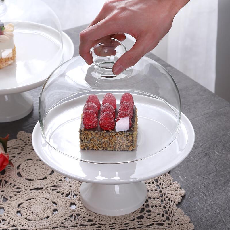 Hoher Glas-Kuchenständer mit Haube