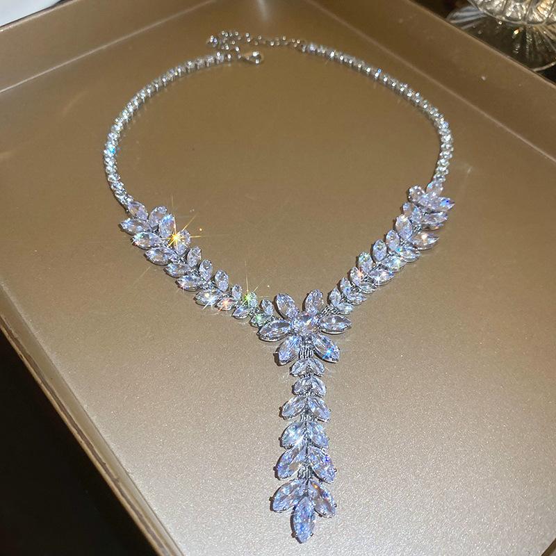 Silver needle new zircon wheat ear fringed earrings necklace set fashionable light luxury collarbone chain high-end jewelry
