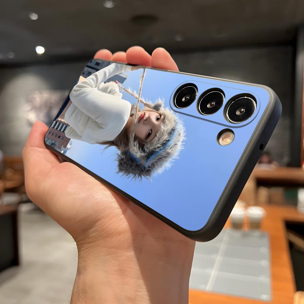 

S-Singer Yuqi Phone Case For Samsung A56 A36 A26 A16 A15 A25 A35 A55 A14 A34 A24 A54 Black Soft Shell Samsung A56