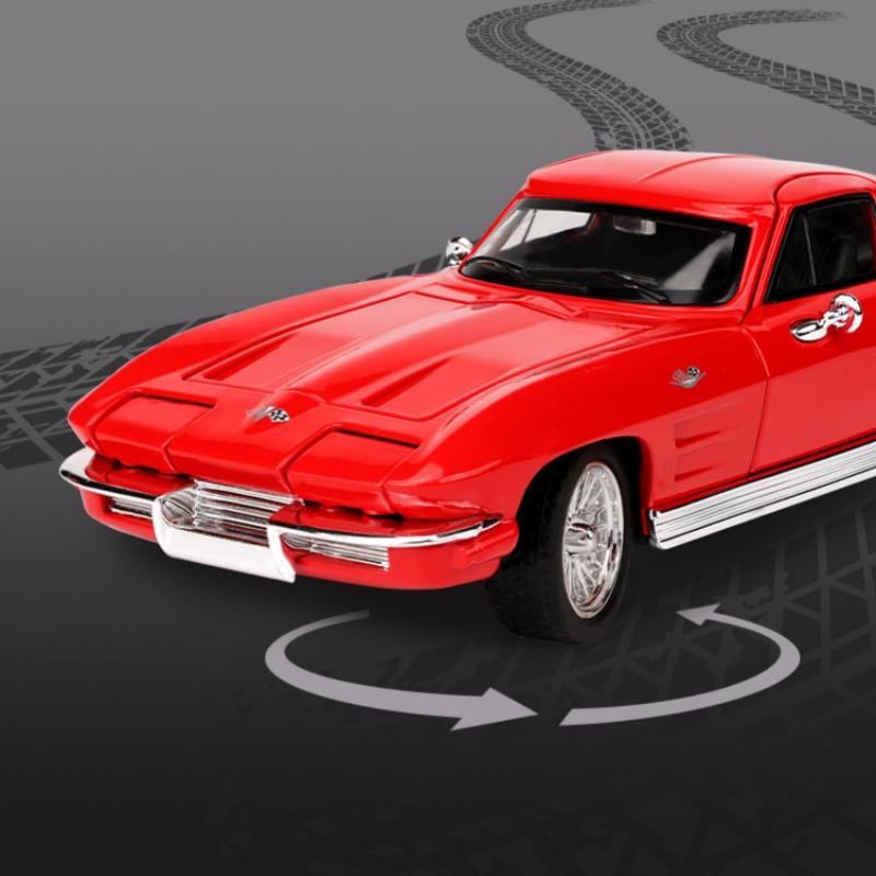 1/32 Corvette C2 Sting Ray Alloy Sports Car Model Diecasts Metal Classic Racing Car Vehicles Model Sound and Light Kids Toy Gift