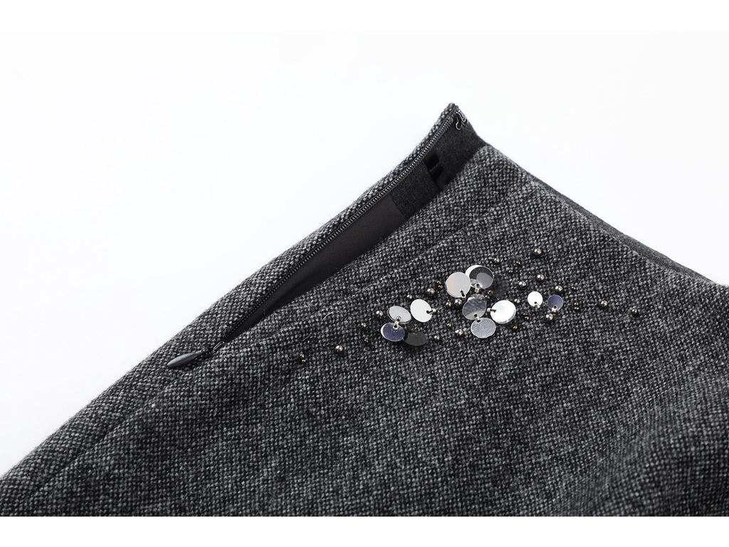 Winter 2025 High-Waist Slimming Sequin Wool A-Line Skirt for Women